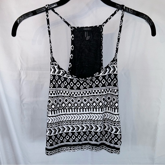 Forever 21 Tank Top Thin Strap Cropped Aztec Geometric Print U-Neck Pull On Top - Picture 3 of 9